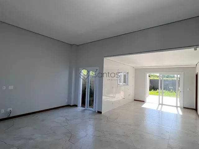 Casa 3 quartos e 3 banheiros, à venda, no bairro Universitário em Ijuí