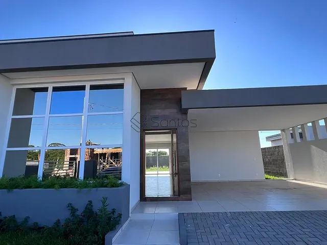 Casa 3 quartos e 3 banheiros, à venda, no bairro Universitário em Ijuí