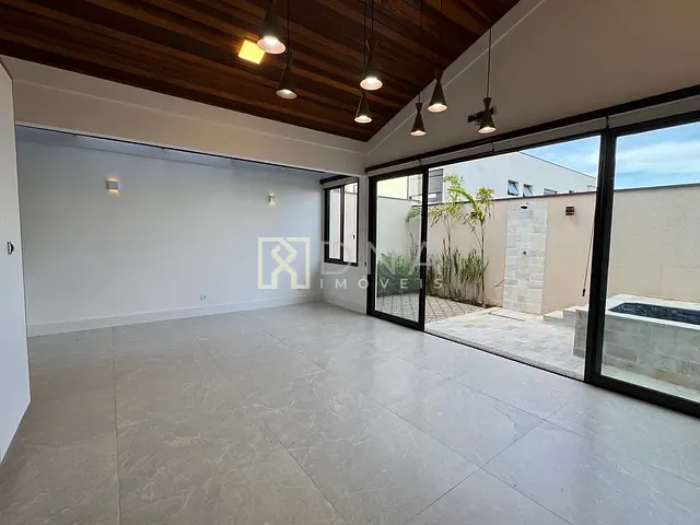 Casa com 170m² 3 quartos e 1 banheiro, à venda, no bairro Urbanova VII em São José dos Campos