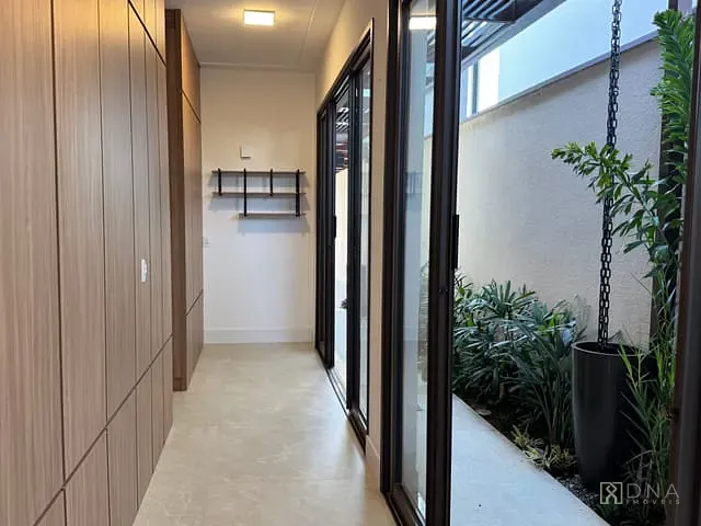 Casa com 170m² 3 quartos e 1 banheiro, à venda, no bairro Urbanova VII em São José dos Campos