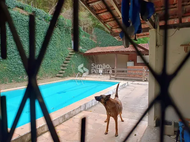 Casa 6 quartos e 5 banheiros, à venda, no bairro Grama em Paraíba do Sul
