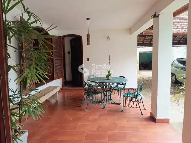 Casa 6 quartos e 5 banheiros, à venda, no bairro Grama em Paraíba do Sul