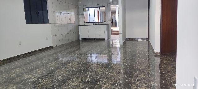 Casa com 400m² 3 quartos e 5 banheiros, à venda ou para alugar, no bairro Ponte Alta Norte (Gama) em Brasília