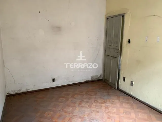 Casa 3 quartos e 2 banheiros, à venda, no bairro Aterrado em Volta Redonda