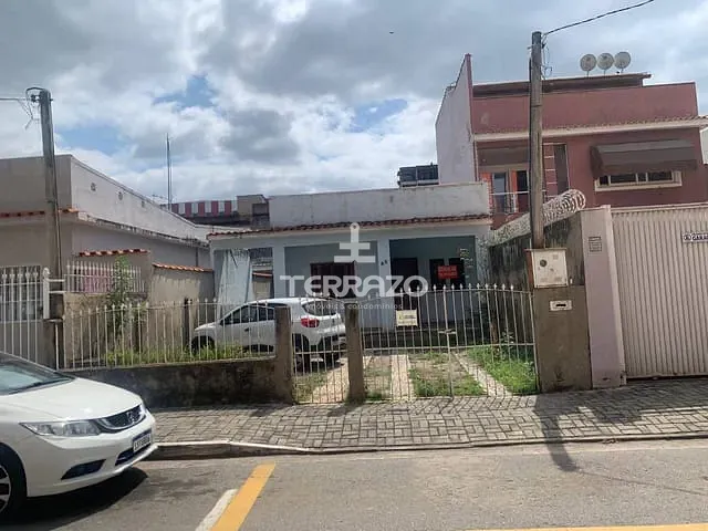 Casa 3 quartos e 2 banheiros, à venda, no bairro Aterrado em Volta Redonda