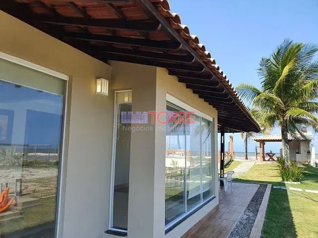 Casa com 800m² 4 quartos e 5 banheiros, à venda, no bairro Águas de Olivença em Ilhéus