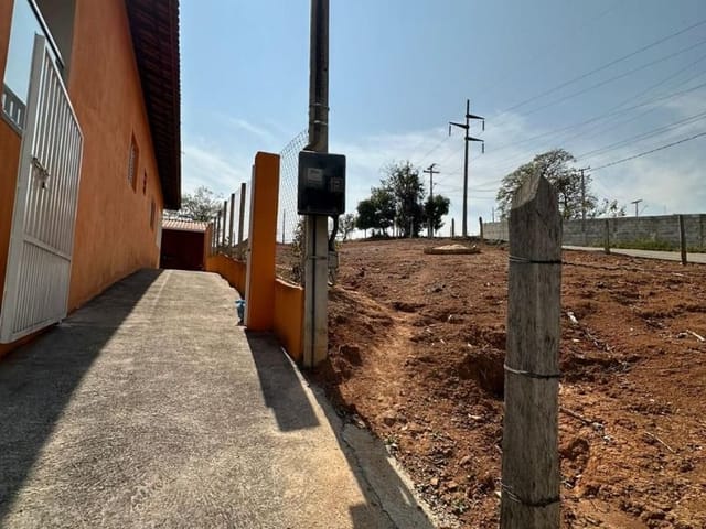 Casa com 1200m² 3 quartos e 2 banheiros, à venda, no bairro Rodeio em Extrema