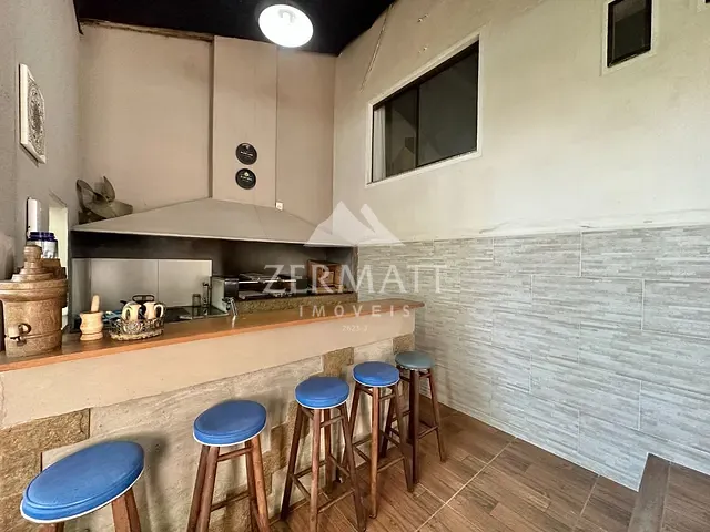 Casa com 450m² 3 quartos e 3 banheiros, à venda, no bairro Bela Vista em Gaspar