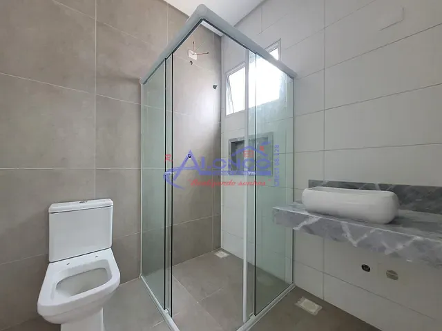 Casa com 188m² 3 quartos e 1 banheiro, à venda, no bairro Jardim Altos de Santana II em Jacareí