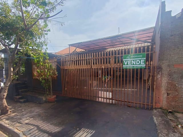 Casa com 269m² 4 quartos e 2 banheiros, à venda, no bairro Cidade Educação em Apucarana