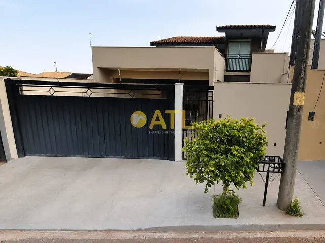 Casa 3 quartos e 2 banheiros, à venda, no bairro Vila São Silvestre em Ourinhos