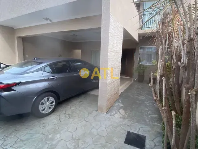 Casa 3 quartos e 2 banheiros, à venda, no bairro Vila São Silvestre em Ourinhos