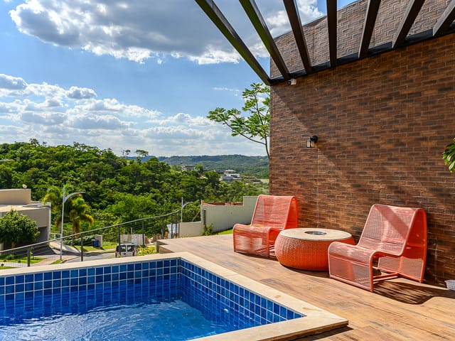 Casa com 737m² 3 quartos e 4 banheiros, à venda, no bairro Setor Habitacional Jardim Botânico em Brasília