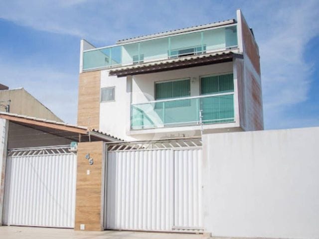 Casa com 140m² 3 quartos e 4 banheiros, à venda, no bairro Alphaville 3 em Campos dos Goytacazes