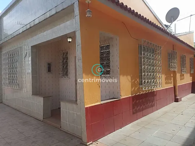 Casa com 360m² 3 quartos e 2 banheiros, à venda, no bairro Taquara em Rio de Janeiro