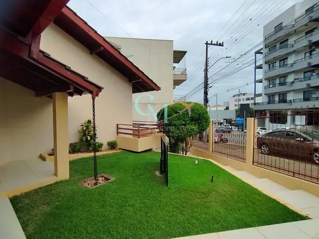 Casa com 372m² 3 quartos e 2 banheiros, à venda, no bairro centro em Xanxerê