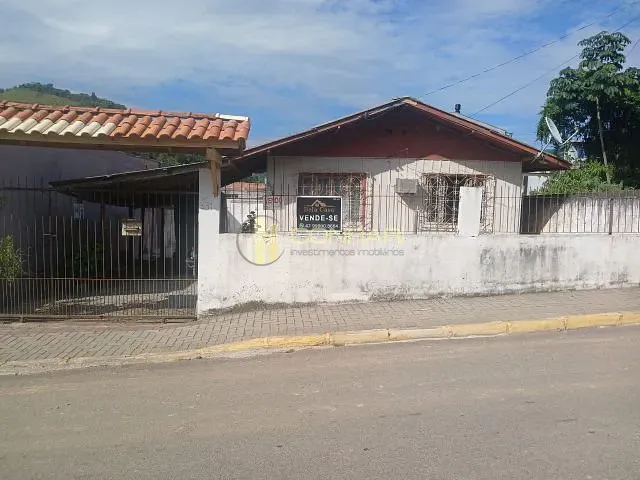Casa com 278m² 2 quartos e 1 banheiro, à venda, no bairro Alto São Bento em Itapema
