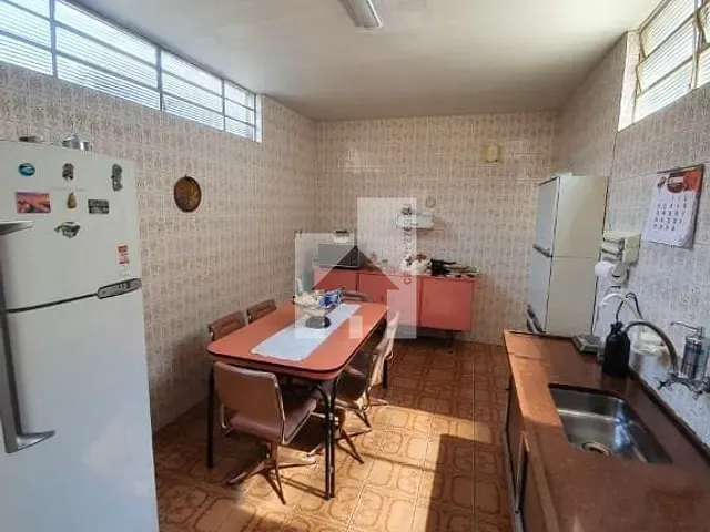 Casa com 300m², à venda, no bairro Ponte de São João em Jundiaí