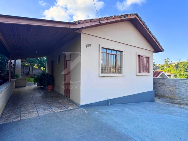 Casa com 297m² 2 quartos e 1 banheiro, à venda, no bairro Vila Fonseca em Jaguariaíva
