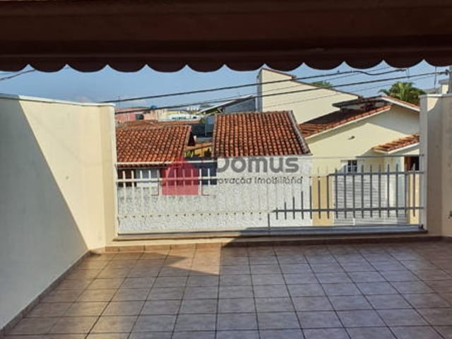 Casa com 130m², à venda, no bairro Parque São Domingos em Pindamonhangaba