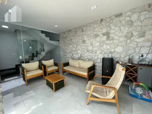Casa com 300m² 4 quartos e 4 banheiros, à venda, no bairro da Luz em Nova Iguaçu