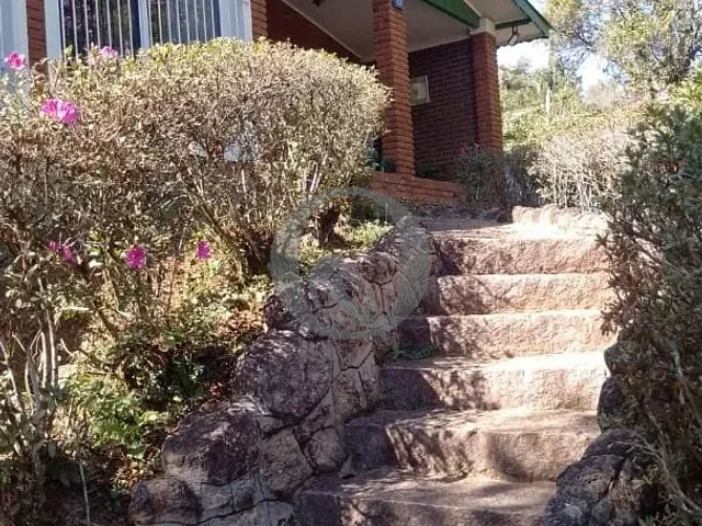 Casa com 1800m² 3 quartos e 2 banheiros, à venda ou para alugar, no bairro Dos Silvas em Morungaba