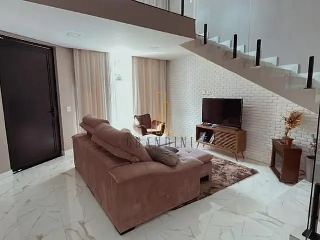 Casa com 180m² 4 quartos e 4 banheiros, à venda, no bairro Represa em Ribeirão Pires