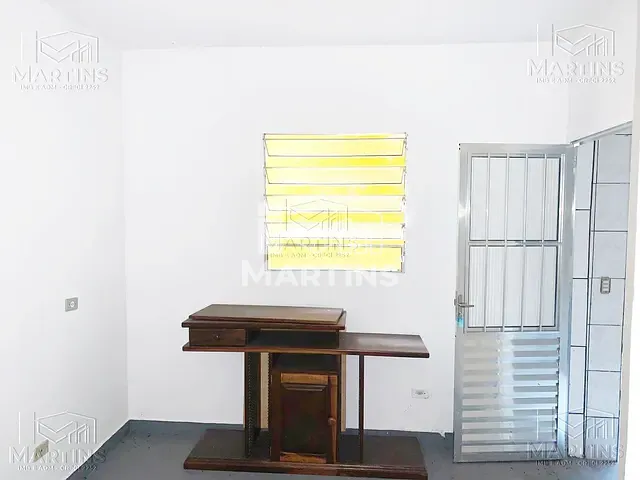 Casa 2 quartos e 1 banheiro, para alugar, no bairro Jardim Leônidas Moreira em São Paulo