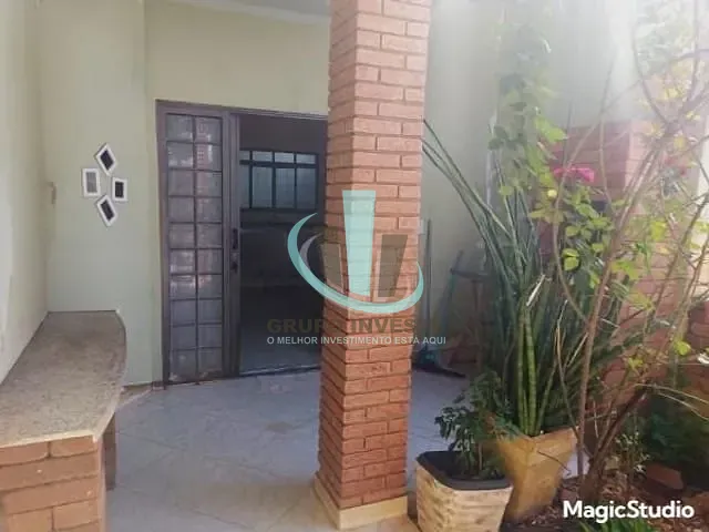 Casa com 255m² 2 quartos e 3 banheiros, à venda, no bairro PARQUE RESIDENCIAL VALE DO SOL em ARARAQUARA