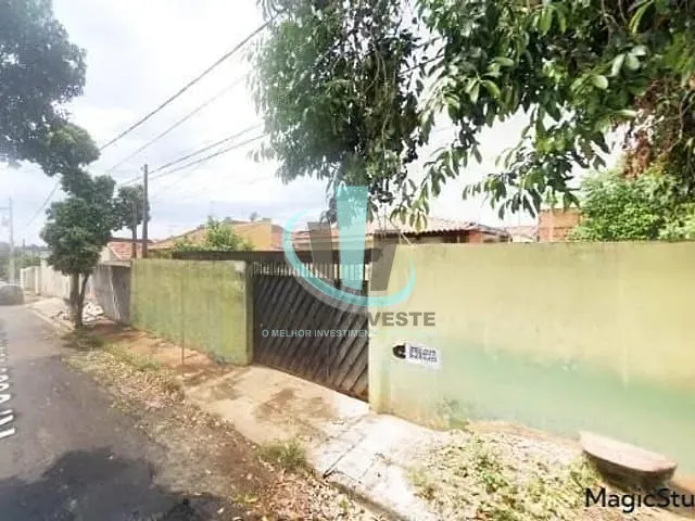 Casa com 255m² 2 quartos e 3 banheiros, à venda, no bairro PARQUE RESIDENCIAL VALE DO SOL em ARARAQUARA