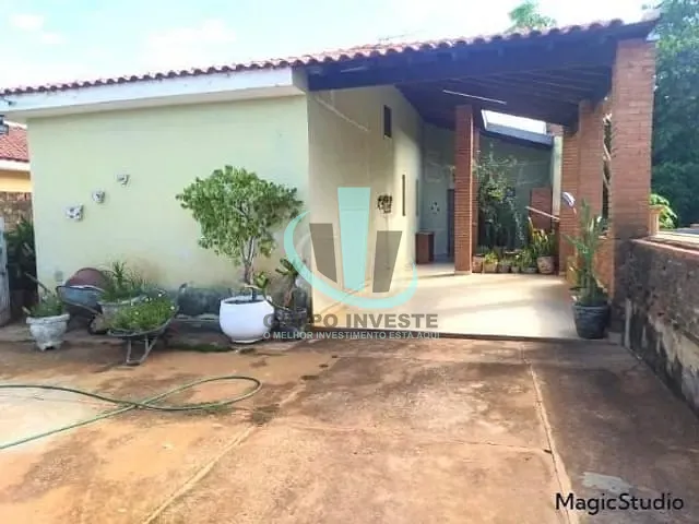 Casa com 255m² 2 quartos e 3 banheiros, à venda, no bairro PARQUE RESIDENCIAL VALE DO SOL em ARARAQUARA