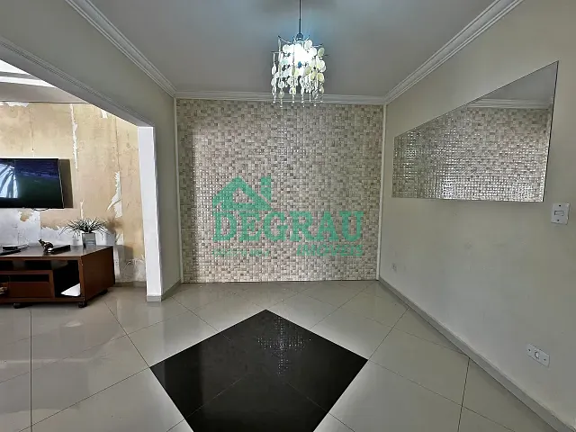 Casa 4 quartos e 3 banheiros, à venda, no bairro Jardim Europa em Itapeva