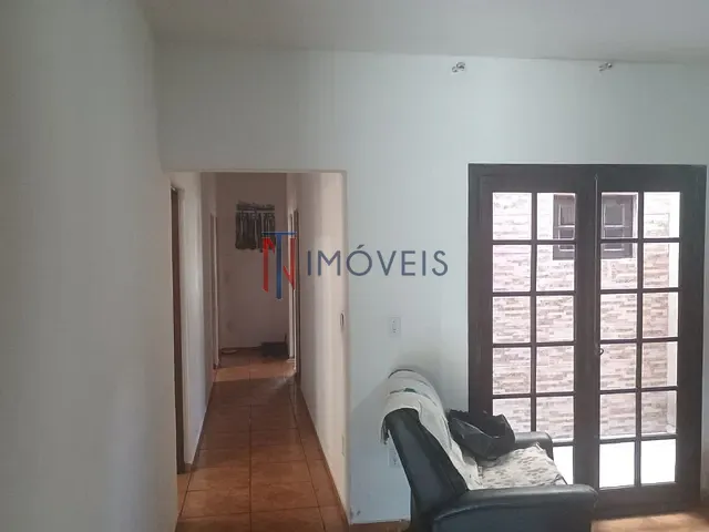 Casa com 250m² 3 quartos e 2 banheiros, à venda, no bairro Jardim Bela Vista em Bom Jesus dos Perdões