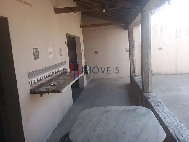 Casa com 250m² 3 quartos e 2 banheiros, à venda, no bairro Jardim Bela Vista em Bom Jesus dos Perdões