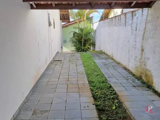 Casa 4 quartos e 3 banheiros, à venda, no bairro Tupy em Itanhaém
