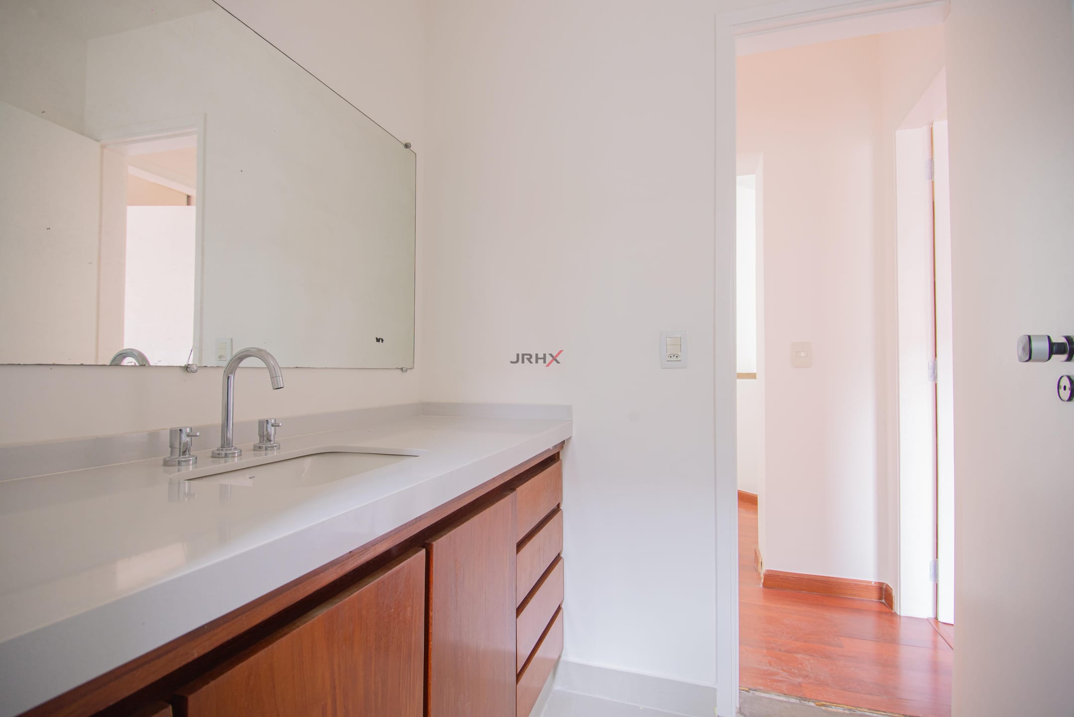 Casa à venda com 4 quartos, 700m² - Foto 8