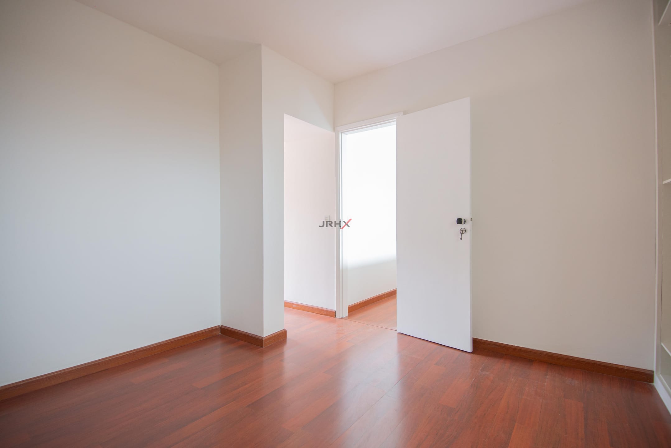 Casa à venda com 4 quartos, 700m² - Foto 9