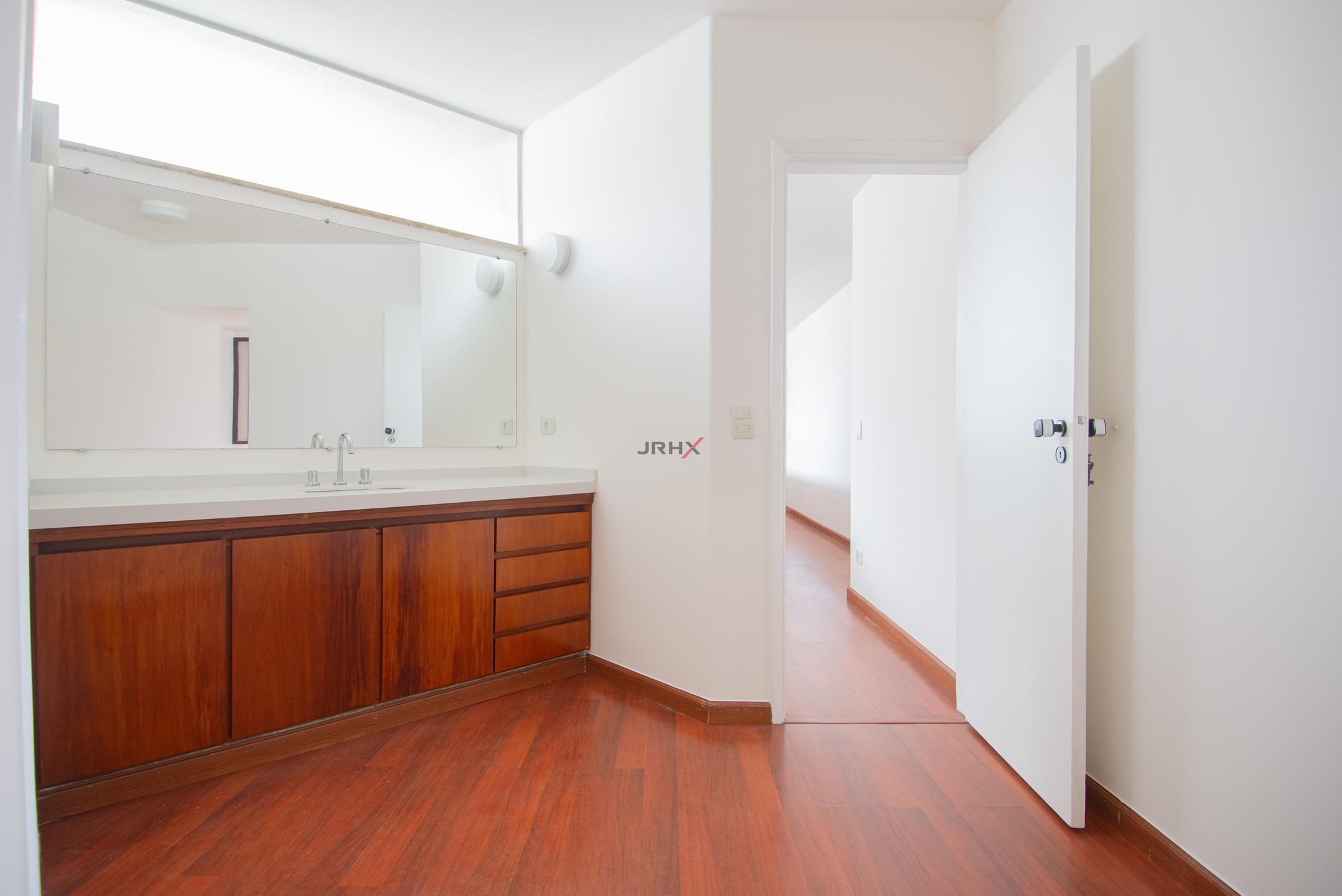 Casa à venda com 4 quartos, 700m² - Foto 10