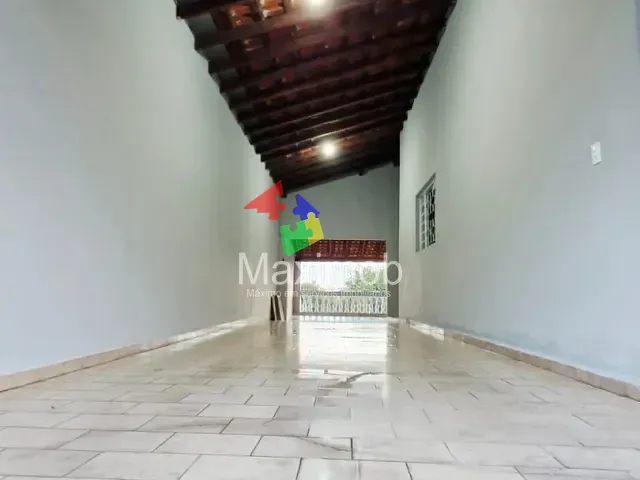 Casa com 250m² 3 quartos e 1 banheiro, para alugar, no bairro Jardim Magali em Itapira