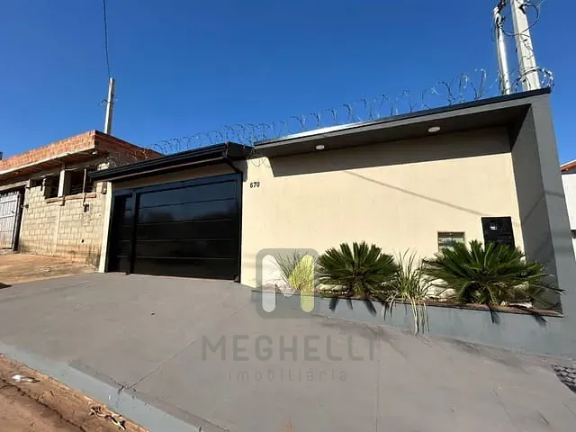 Casa com 200m² 2 quartos e 4 banheiros, à venda ou para alugar, no bairro Jardim Santa Clara II em Serrana