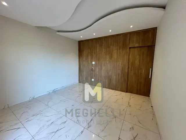 Casa com 200m² 2 quartos e 4 banheiros, à venda ou para alugar, no bairro Jardim Santa Clara II em Serrana