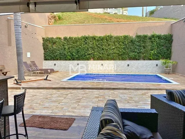 Casa 3 quartos e 5 banheiros, à venda, no bairro Alphaville em Santana de Parnaíba