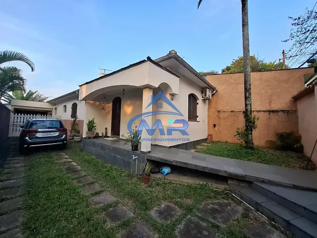 Casa com 700m² 2 quartos e 2 banheiros, à venda, no bairro Vila Salete em São Paulo