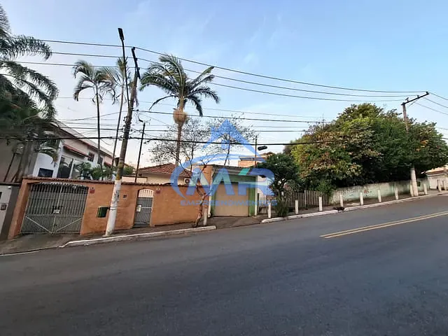 Casa com 700m² 2 quartos e 2 banheiros, à venda, no bairro Vila Salete em São Paulo