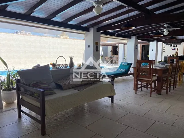 Casa com 420m² 5 quartos e 5 banheiros, à venda, no bairro Jardim Primavera em Caraguatatuba