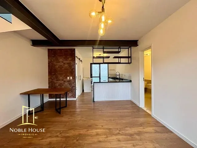 Casa 2 quartos e 3 banheiros, para alugar, no bairro Vila Omízollo em Louveira