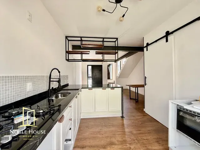 Casa 2 quartos e 3 banheiros, para alugar, no bairro Vila Omízollo em Louveira