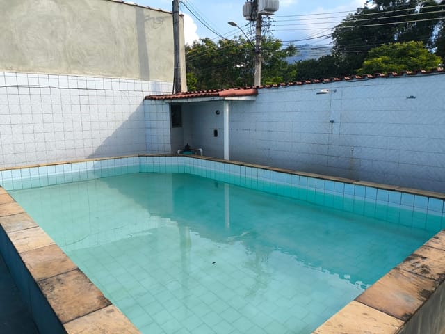 Casa 4 quartos e 4 banheiros, à venda, no bairro Campo Grande em Rio de Janeiro