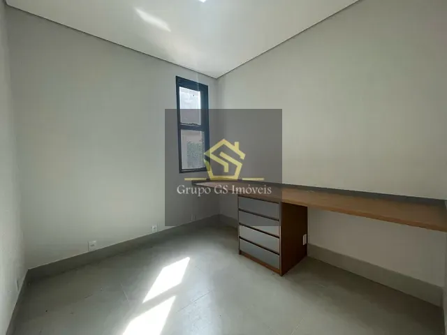 Casa com 321m² 3 quartos e 4 banheiros, à venda, no bairro Jardim Sao Marcos em Valinhos