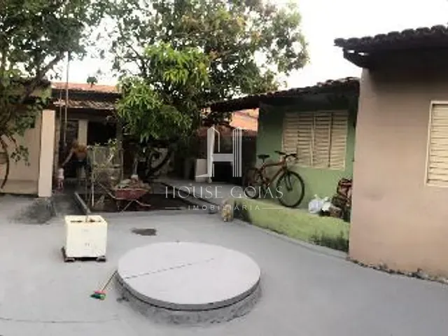 Casa 3 quartos e 2 banheiros, à venda, no bairro Ilda em Aparecida de Goiânia